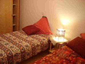2 bedrooms, iron/ironing board
