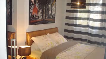 2 bedrooms, iron/ironing board, WiFi, wheelchair access