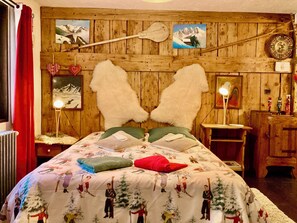 2 soveværelser, strygejern/strygebræt, weekendseng, gratis Wi-Fi