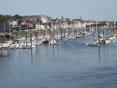 2* guest house 400m from marina and shopping area 