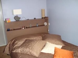 2 bedrooms, iron/ironing board, travel cot, free WiFi - Apartment in luxury residence downtown (Cauterets)