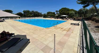 Gigaro - semi detached house with sea view