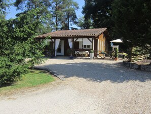 Exterior - Vacation home for 4 people with PRIVATE SWIMMING POOL (Dordogne)