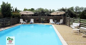Pool - Vacation home for 4 people with PRIVATE SWIMMING POOL (Dordogne)