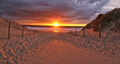 4* AIR-CONDITIONED VILLA WITH SECURE HEATED POOL NEAR HOSSEGOR CAPBRETON