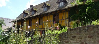 Gite dans un cadre calme et verdoyant proche sentiers randonnées ski