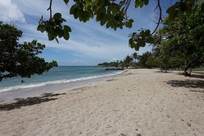 Beach nearby, beach towels