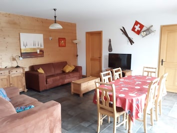 Salon, salle à mangé