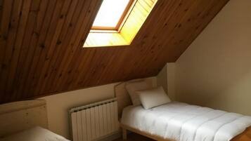 5 chambres, fer et planche à repasser, Wi-Fi