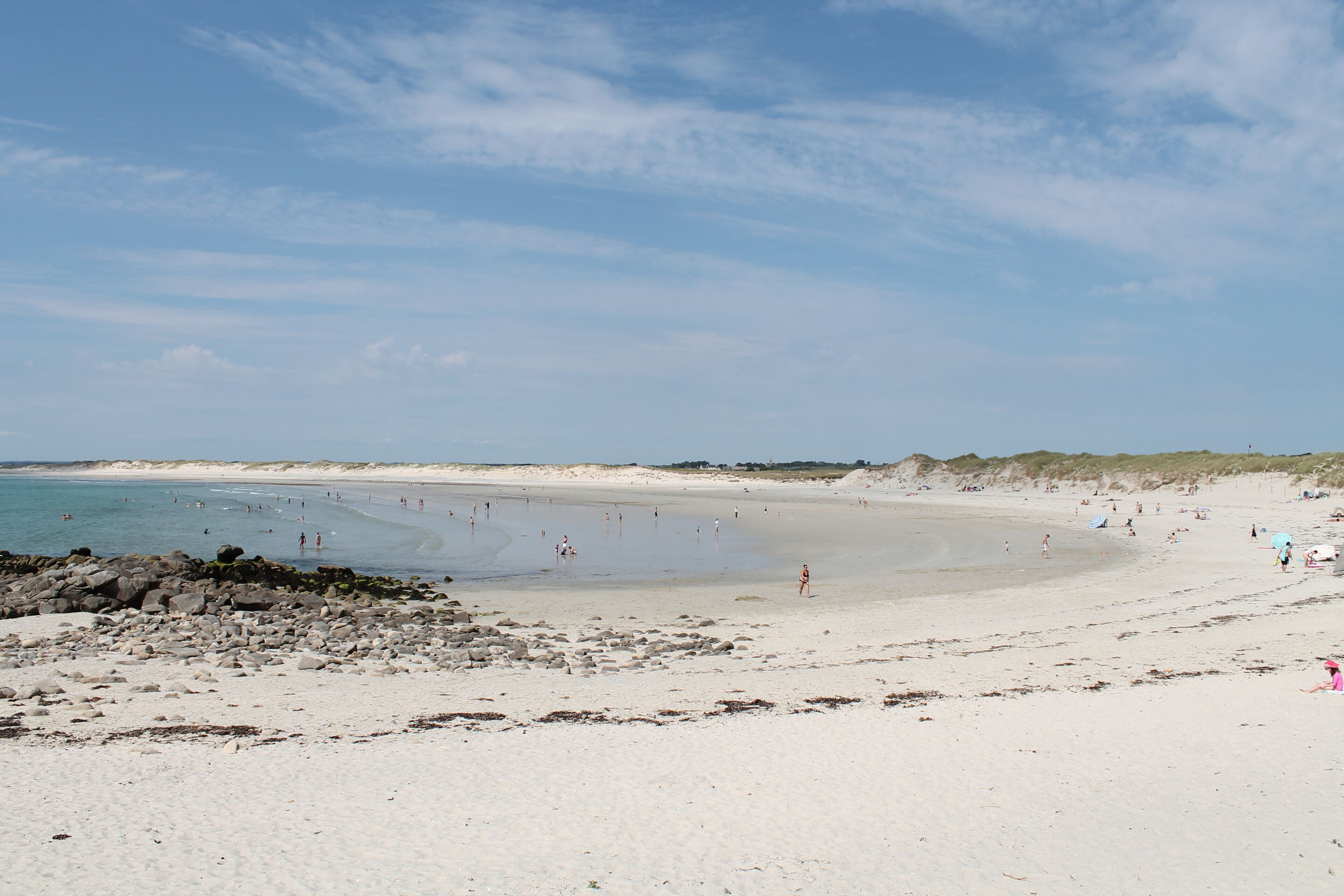 Una spiaggia nelle vicinanze
