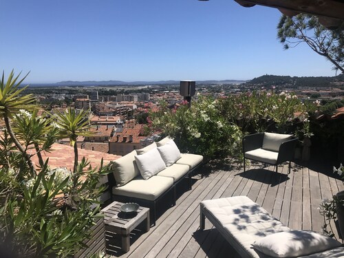 Charming duplex apartment with large terrace and splendid view.