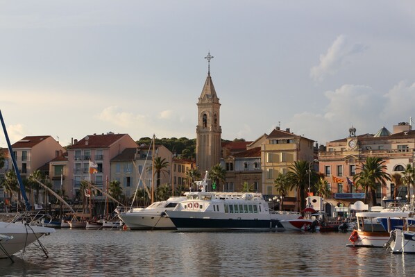 Marina