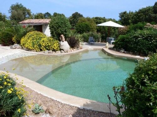 Mini-Villa für 2 Personen mit Pool und Terrasse in Porto Vecchio 
