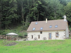 Exterior - House, charming cottage in the Cantal (Bassignac)