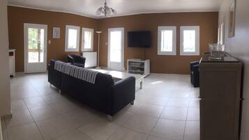 TV, DVD player, books