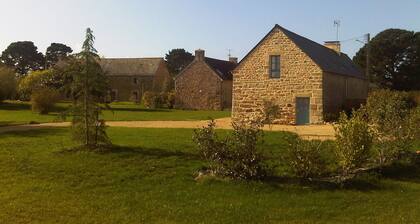 Port-Manech, 150-sq.m house, south facing, 800 m away from the beach