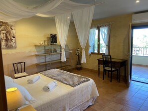 3 bedrooms, in-room safe, iron/ironing board, free WiFi - Cosy house, panoramic 360° view, private pool, 3 bedrooms, South Ardèche (ROSIÈRES)