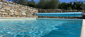Maison Cosy au calme piscine privée, Sud Ardèche, Vue exceptionnelle