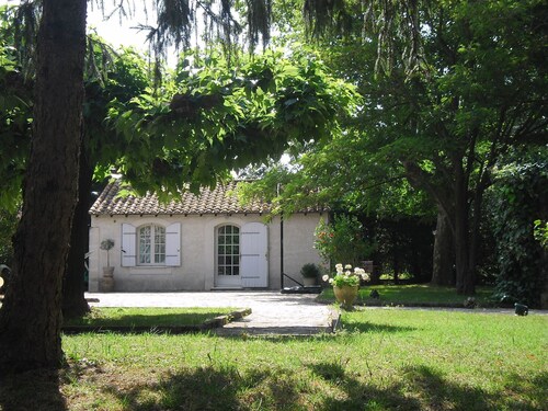 Cottage *** einzigartig auf dem Land in der Nähe von Arles, privater Pool ohne vis a vis