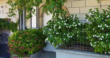 maison indépendante VALS les BAINS située dans un quartier calme.