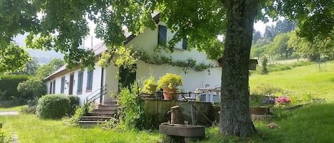 Enceinte de lâhĂ©bergement