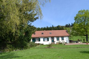 Exterior - A paradise at the foot of the Taenchel for 9/10 people in Thannenkirch (Thannenkirch)