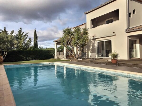 Outdoor pool, a heated pool