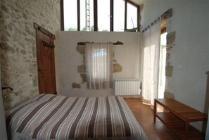 3 عدّة غرف نوم ومكواة/لوح كي وواي فاي