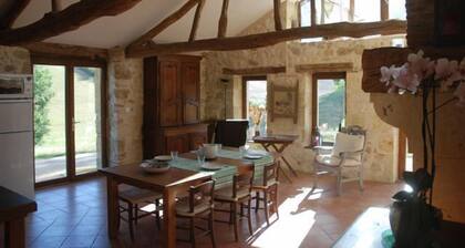 Charming house in an ancient reformed farm: calm, amid nature, swimming pool