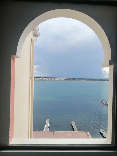 Agréable appartement T2 dans résidence privée avec piscine ! Exposition sud