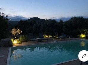 Udendørs pool