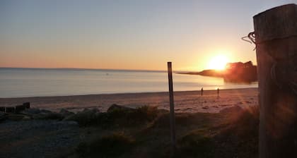 Appt 2 piĂšces 4 pers, rez jardin,superbe vue mer,Ă 150m de la plage
