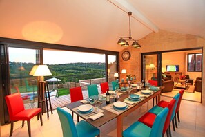 Dining - Charming house with private pool near Sarlat in beautiful grounds (Sarlat-La-Canéda)