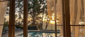 Villa in Provence: Hollyday, Week End with friends, meetings: close to Marseille