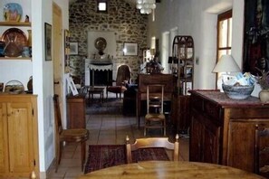 Interior - Mas Cevenol with pool in Gagnieres (Gagnières)