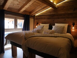 2 bedrooms, iron/ironing board, WiFi, bed sheets - Cozy apartment 4/6 pers 3 rooms LA PLAGNE-CHAMPAGNY (Champagny-en-Vanoise)