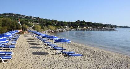 Large villa with pool and view to the sea in Sainte-Maxime - Beauvallon