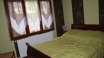 1 chambre, fer et planche Ă repasser, Wi-Fi gratuit