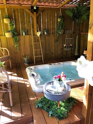 Bain à remous intérieur