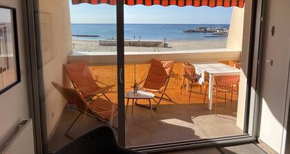 Toisistaan. 75 m2, 2 makuuhuonetta merelle päin ja Palavasin sydämessä