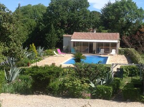 Exterior - Character Cevennes farmhouse with private pool, quality service. (Boisset-Et-Gaujac)