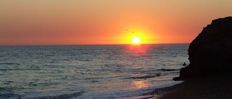 靠近海滩