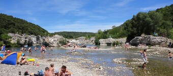 Charming house in Provencal Gard, large garden, swimming pool, children's games