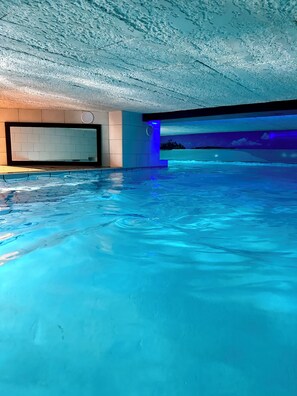 Indoor pool, outdoor pool