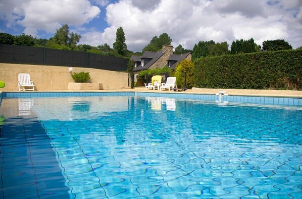 Innenpool, Außenpool