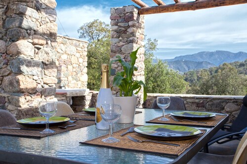 MONTE-CINTO Stone house -PAGLIAGHJU- Gorges de l'Asco, not far from the sea 