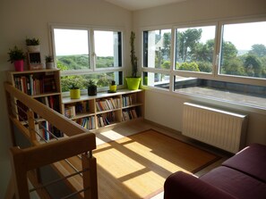 Interior - Maison contemporaine vue mer, sauna infrarouge, plages à 2 minutes (Plouézec)