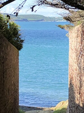 Beach nearby, sun-loungers