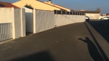 Enceinte de lâhĂ©bergement