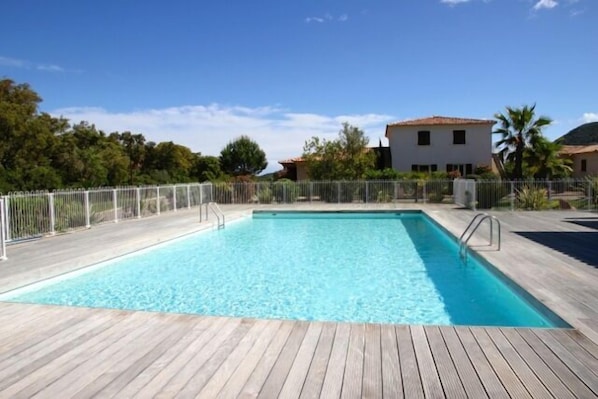Piscina all'aperto